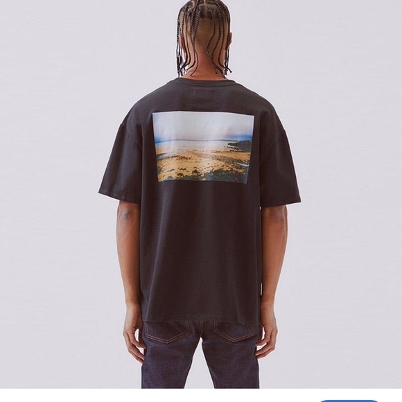 Essentials x Fear of God Black Streetwear Graphic tee Men's Sz M Grunge Preppy - Picture 1 of 8